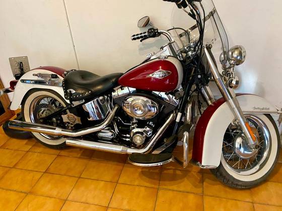 HARLEY-DAVIDSON SOFTAIL HERITAGE CLASSIC HARLEY-DAVIDSON SOFTAIL HERITAGE CLASSIC